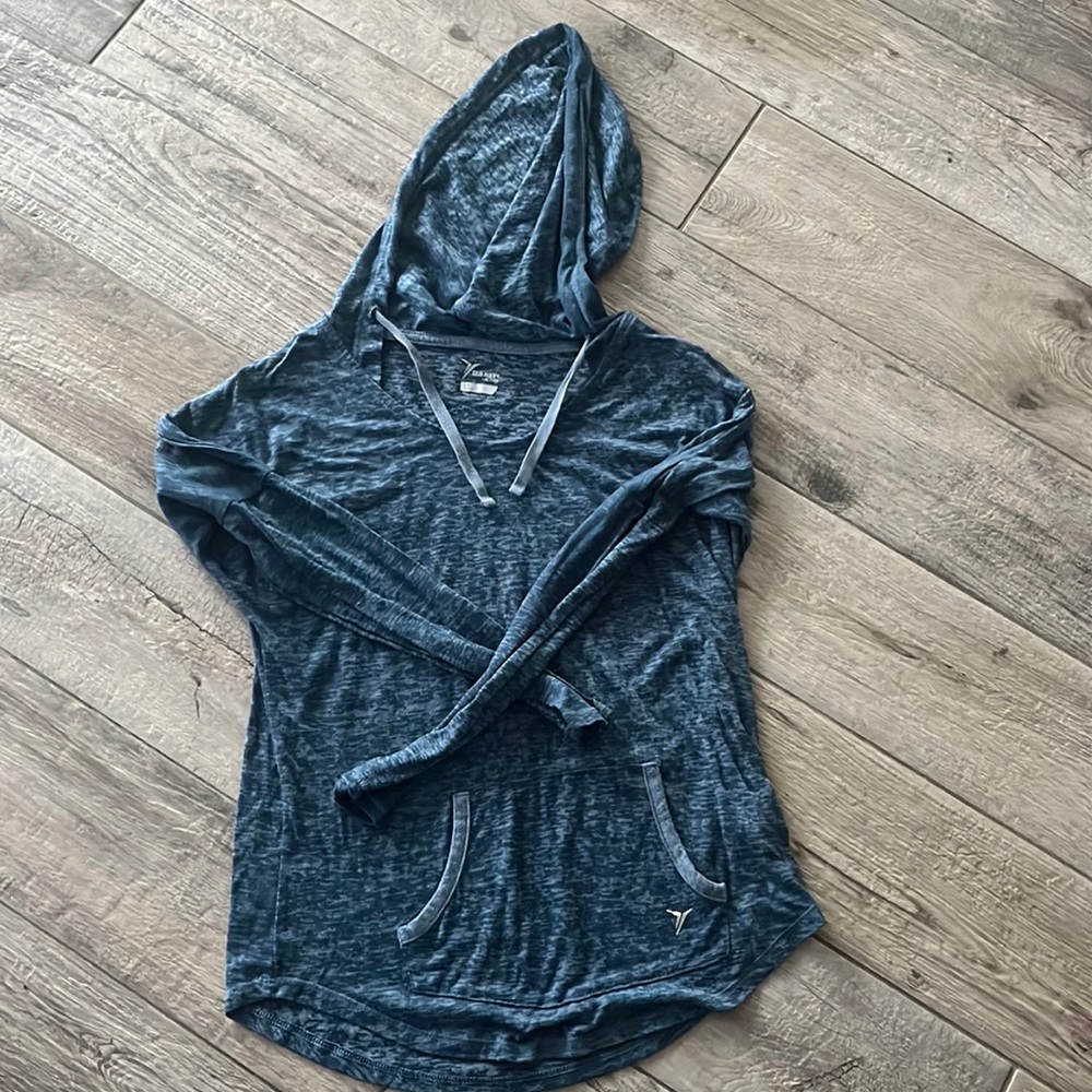 Old Navy Active PXS long sleeve lightweight hooded t shirt